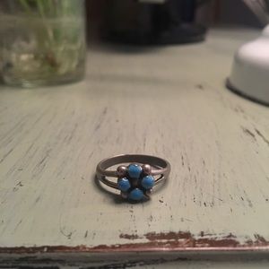 Brandy Melville Faux Turquoise Flower Ring
